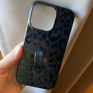 iPhone 13 pro Black Leopard Loopy Case
